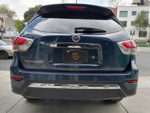 Imagen 5 de 13 de Nissan Pathfinder Exclusive 7 Pasajeros.