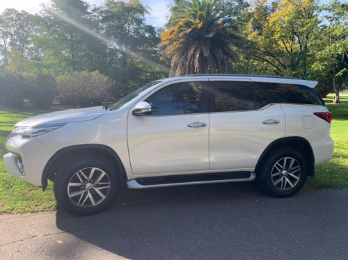 Toyota Sw4 2.8 Srx 177cv 4x4 7as At 2017