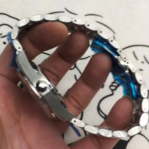 Omega Watch Tres Caras Blancas Con Patrón Solar De Luz