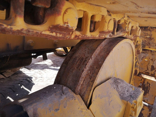 Imagen 8 de 12 de 21) Topador Frontal / Bulldozer / Tractor Komatsu D65e8