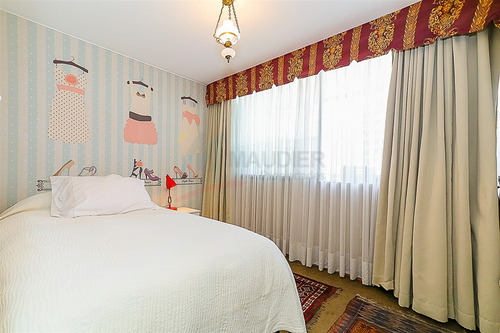 Departamento En Venta De 4 Dorm. En Providencia
