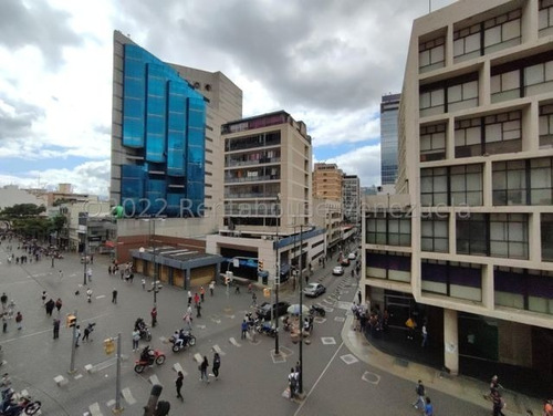 Imagen 2 de 14 de Venta De Local Comercial En Sabana Grande / Gc