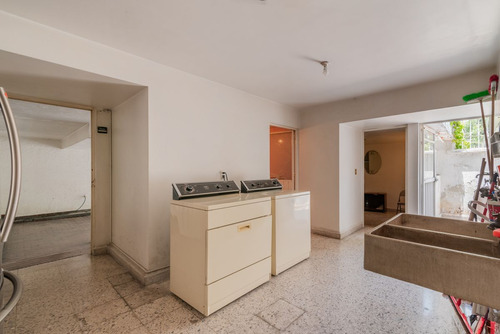 ¡descubre El Hogar De Tus Sueños En Bosques De Las Lomas!