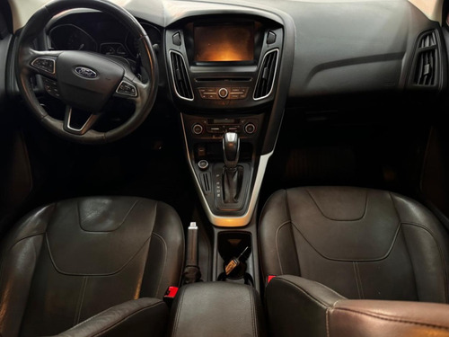 Ford Focus 2.0 SE PLUS 16V FLEX 4P POWERSHIFT