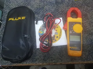 Fluke 323 Amperímetro Multimetro