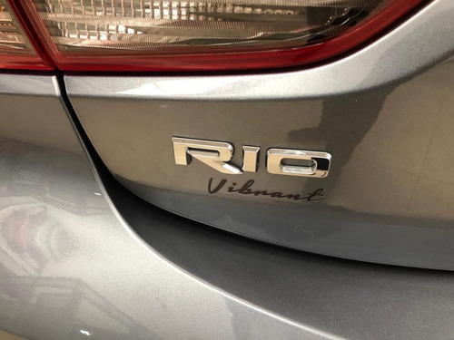 Kia Rio Vibrant Mecanico 2021