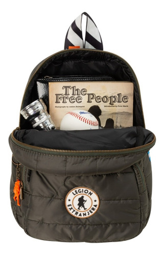 Imagen 4 de 7 de Mochila Alison Diamond Pop Militar