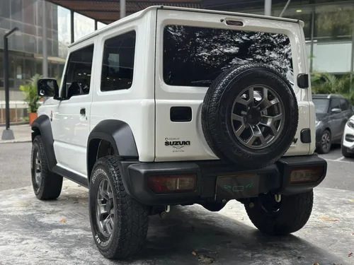 Suzuki Jimny 1.5 Mt