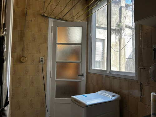 3 Ambientes Con Dependencias Balcon Zona Abasto