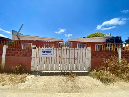 Casa Con 4 Cabañas Independientes En Los Molles
