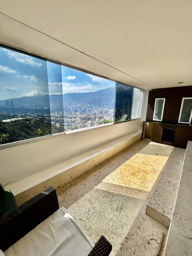  Apartamento En Alquiler En Colinas De Bello Monte 