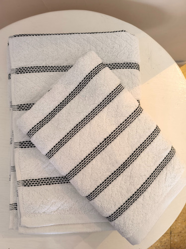 Juego De Toalla Y Toallon Linea Street De Jean Cartier Street - Blanco Jacquard
