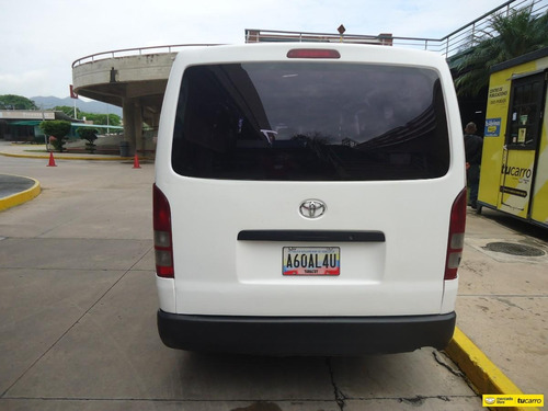 Toyota Van 2007