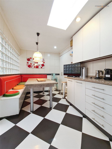 Estilo Chilena I 4d 4b I 350 M2 Y 1.100 M2 I Los Dominicos