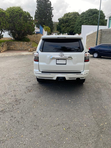 Imagen 4 de 8 de Toyota 4runner