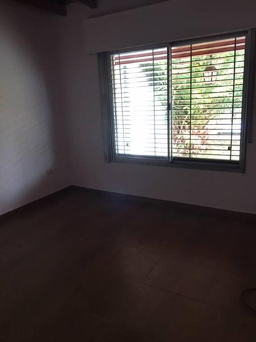 Casa Amplia En Venta En San Fernando - Punta Chica Alto