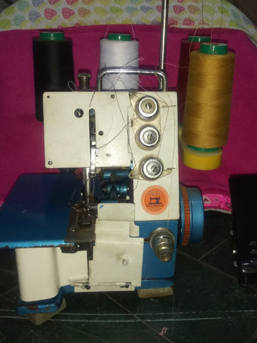 Rematando Maquina Mini Overlock 100% Operativa 