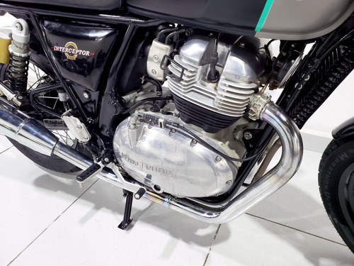 Royal Enfield Interceptor 2023 Cinza
