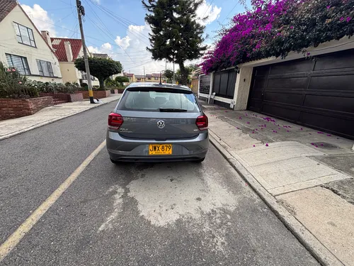 Volkswagen Polo 1.6 Highline At