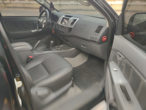 Toyota Hilux 2.7 Sr Cab. Dupla 4x2 Flex Aut. 4p