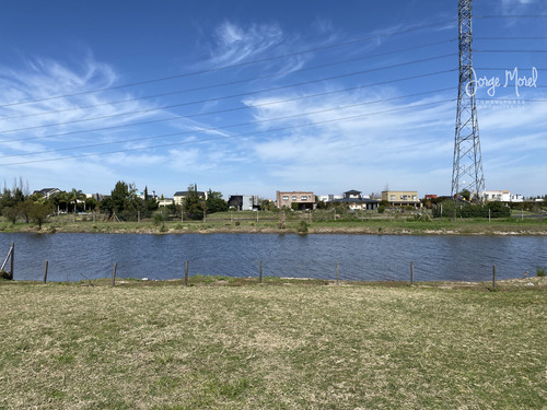 Lote Laguna #200-300 - Villa Nueva - San Gabriel - 793m2 #id 7221
