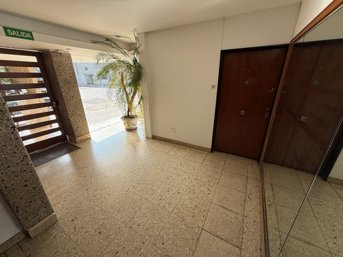 Departamento En Alquiler En Villa Ortúzar, Capital Federal, Buenos Aires