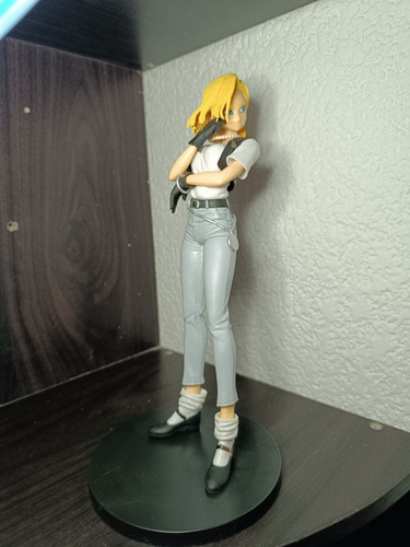 Figura Dragon Ball Z Androide Número 18 (Usado)