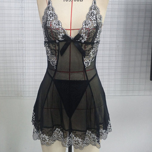 I Cómodo Vestido De Pijama Con Tirantes De Encaje En Forma