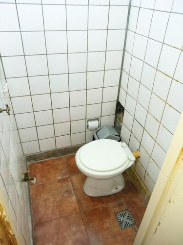 Imagen 11 de 14 de Local Muy Amplio En Venta Parque Chacabuco