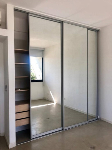 Imagen 7 de 14 de Planta Baja Al Rio Con Jardín En Venta En El Yacht, Nordelta, Tigre