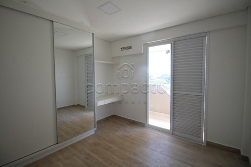 Imagem 6 de 10 de Apartamentos - Ref: L15777