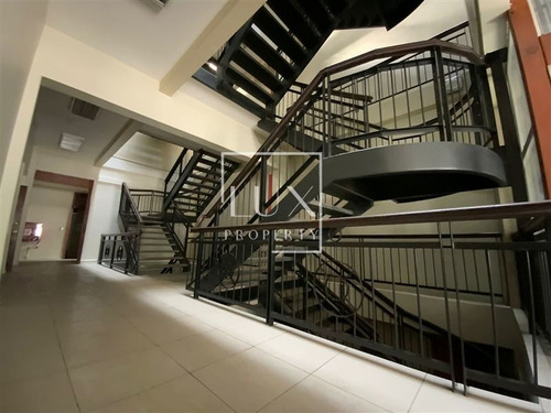Imagen 11 de 24 de Oficina En Venta En Santiago