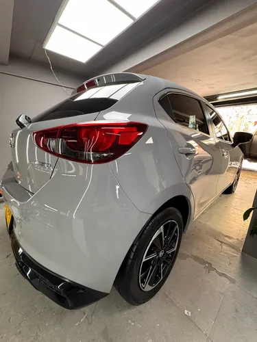 Mazda 2 Grand Touring Lx Carbon Edition 2.0
