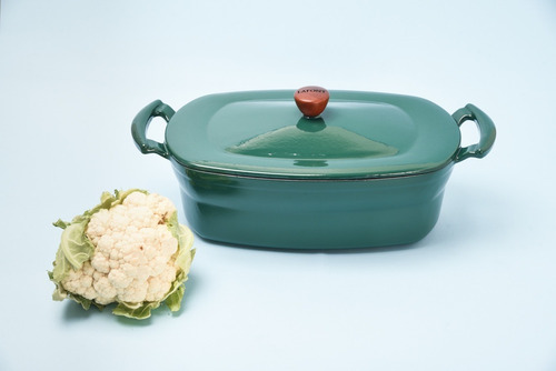 Olla Cacerola Oval Hierro Fundido Esmaltado Lafont 7,5 Lts. Color Verde