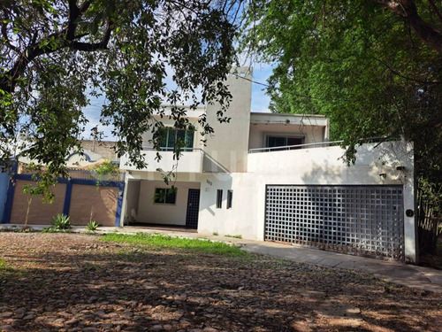 Se Vende Casa En Col. Juan Jose Rios Ii En Villa De Alvarez, Colima