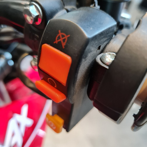 Imagen 4 de 18 de Corven Triax 250 R3 - Todos Los Colores En Stock - Jp Motos
