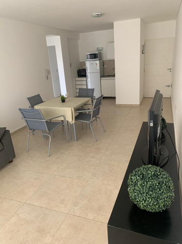 Imagen 3 de 13 de Alquiler X Dia Departamento Amoblado/amueblado 1 Dormitorio