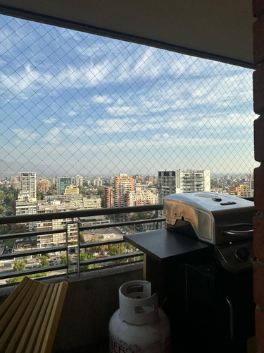 Excelente, Remodelado A Media Cuadra Metro Escuela Militar