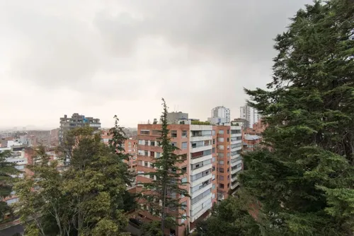 Apartamento En Arriendo En Los Rosales. Cod A22946