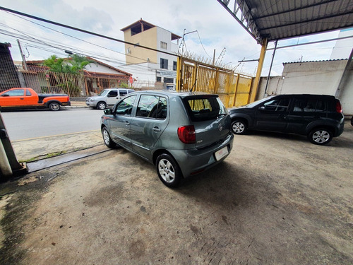 Imagem 4 de 6 de Volkswagen Fox 1.0 8v G2 Flex 2010
