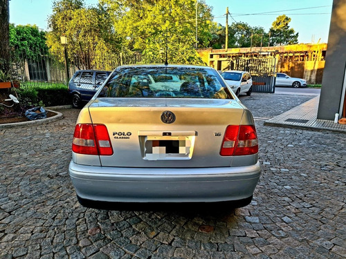 Volkswagen Polo Classic 1.6 C/gnc 2006 128.000km Unico Oport