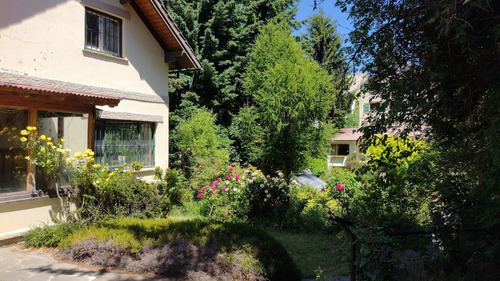 Imagen 25 de 29 de Importante Propiedad Céntrica En Bariloche , Ideal Inversores. Atención Empresas Constructoras, Predio Apto Para Importante Desarrollo Inmobiliario! Apto Destino Turístico, Hostel U Hostería.