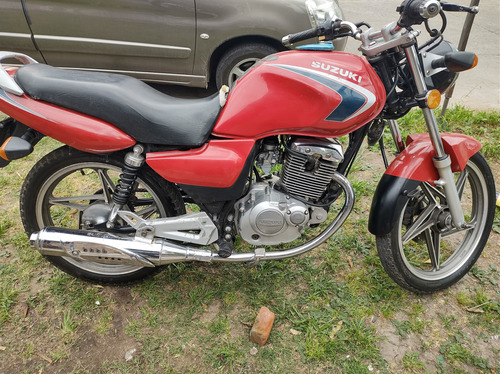 Suzuki 125 En