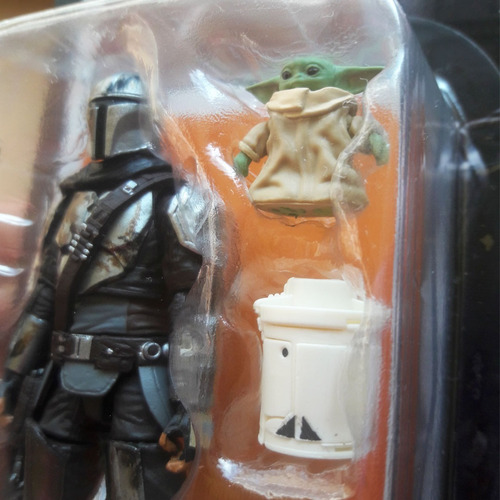 Star Wars The Mandalorian Din Djarin & The Child Grogu