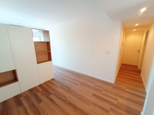 Venta Monoambiente Divisible Con Cochera A Estrenar En La Plata Zona Norte Con Balcon De Primera Categoria Con Terraza Con Amenities, Dpto Con Aberturas De Pvc Con Dvh Y Pisos De Porcelanato
