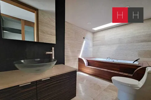 Casa En Venta En Zona Lomas De Angelópolis