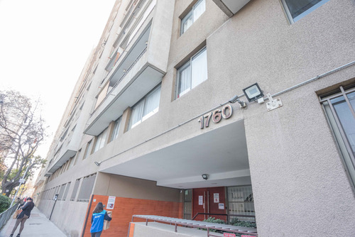 Edificio Santa Elena (1 Est. 1 Bod.) Vista Poniente Piso 18