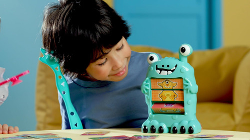 Goliath Monster Mash Game - Juego De Cartas De Ritmo Rápido