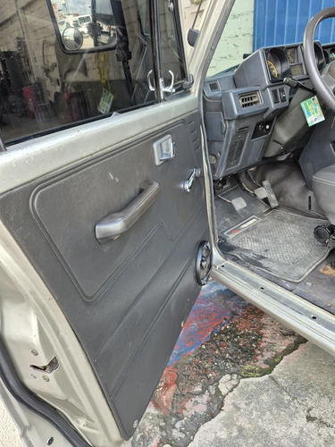 Mitsubishi Montero 2.6 L042 Cabinado