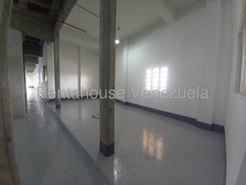 Se Alquila Galpón En Mariche